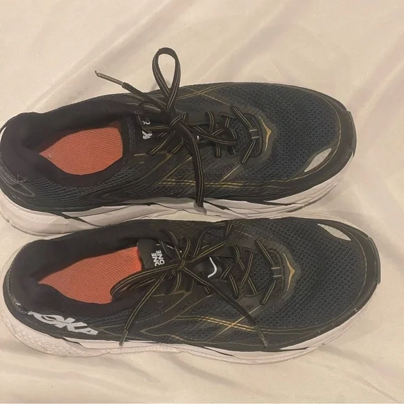 Hoka One One Running Race Clifton 3 Black & Gold Shoes Mens 10 - Picture 3 of 12